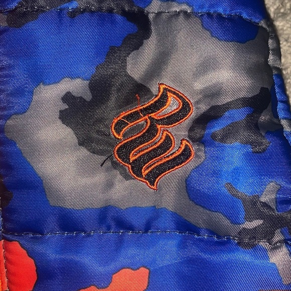 Rocawear puffer‎ vest orange & blue camouflage, size 2T - Picture 6 of 7